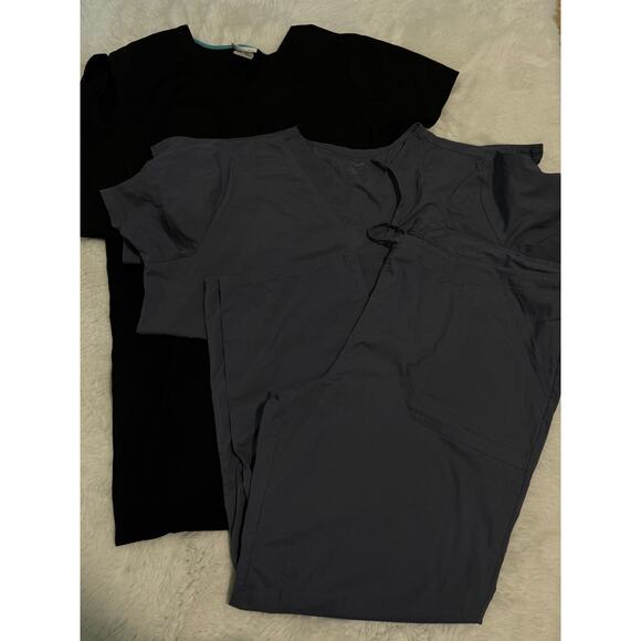 Scrubs Uniforms size L sets - Picture 1 of 5